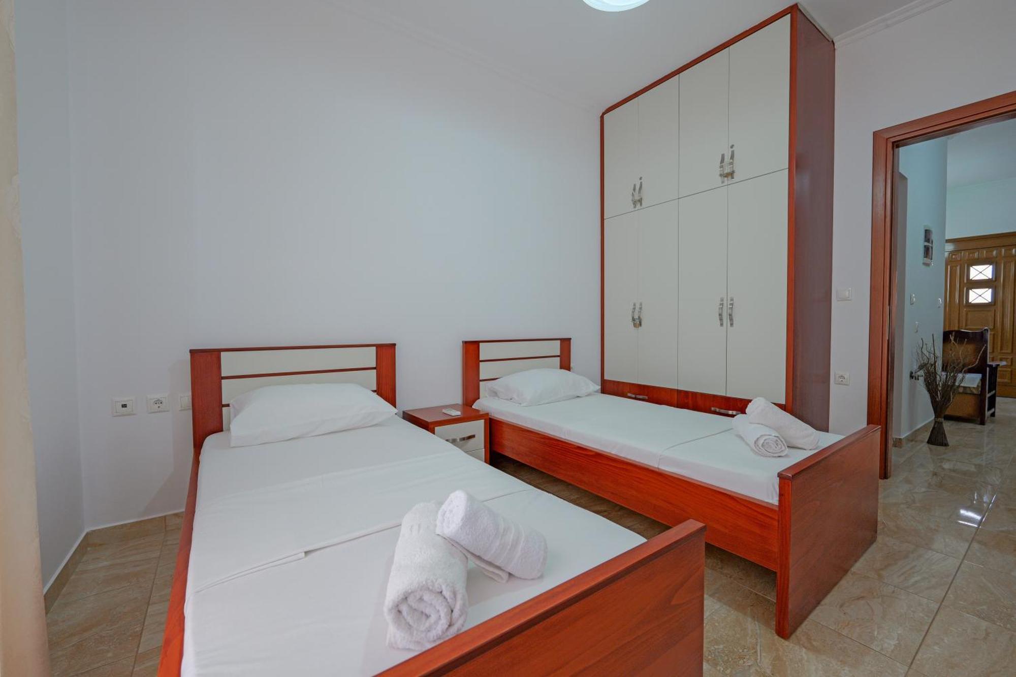 קסאמיל Guesthouse Moonlight Downtown מראה חיצוני תמונה