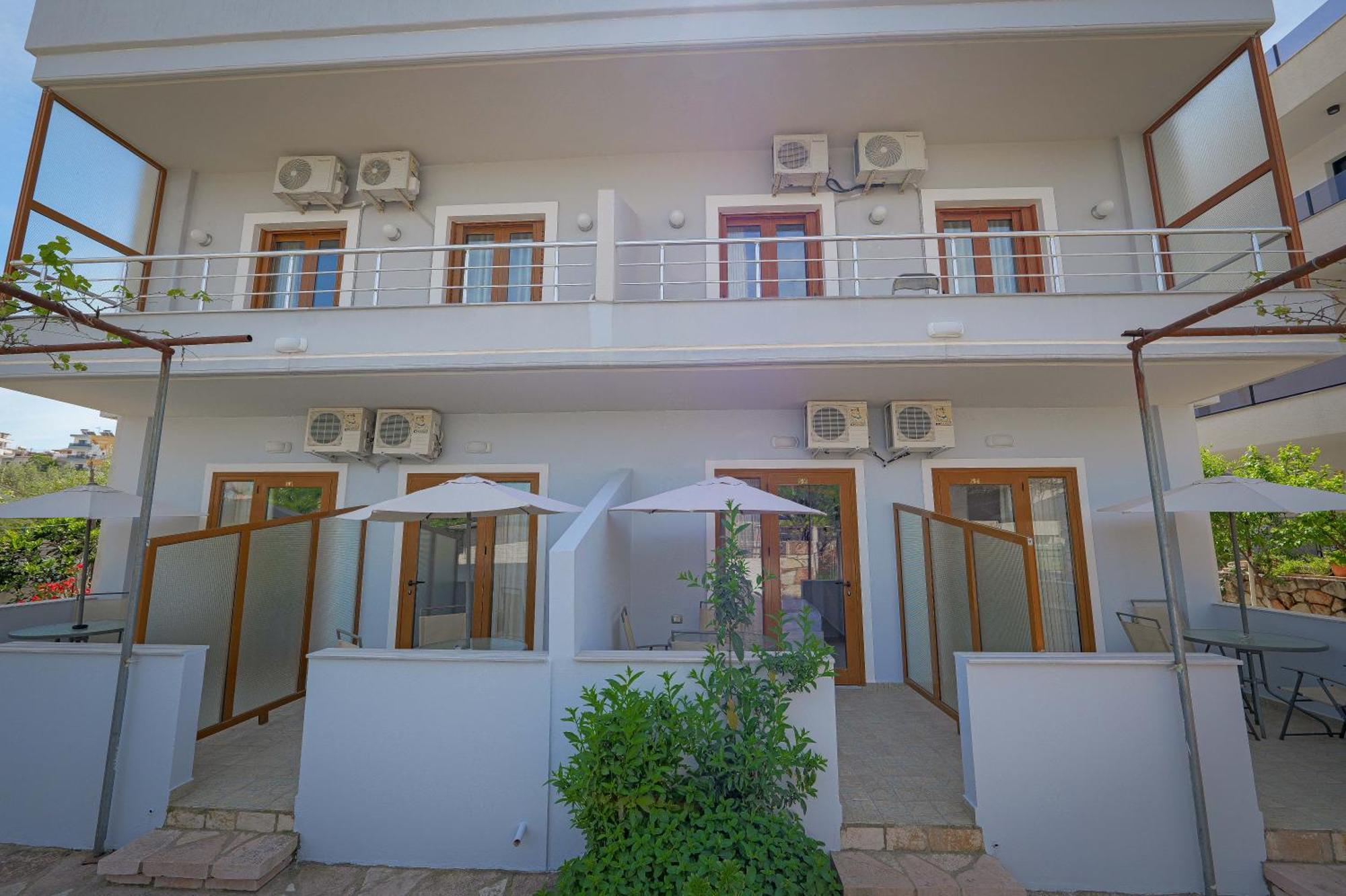 קסאמיל Guesthouse Moonlight Downtown מראה חיצוני תמונה