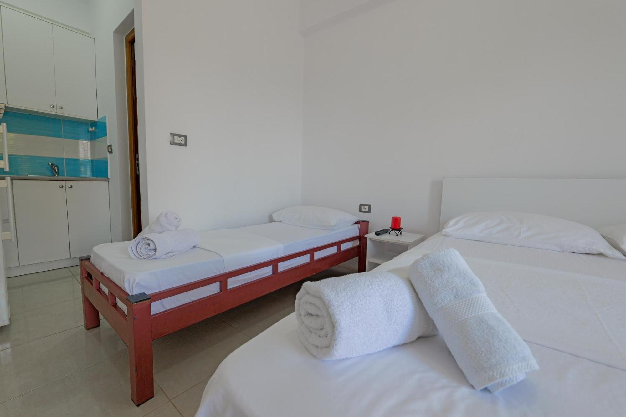 קסאמיל Guesthouse Moonlight Downtown מראה חיצוני תמונה
