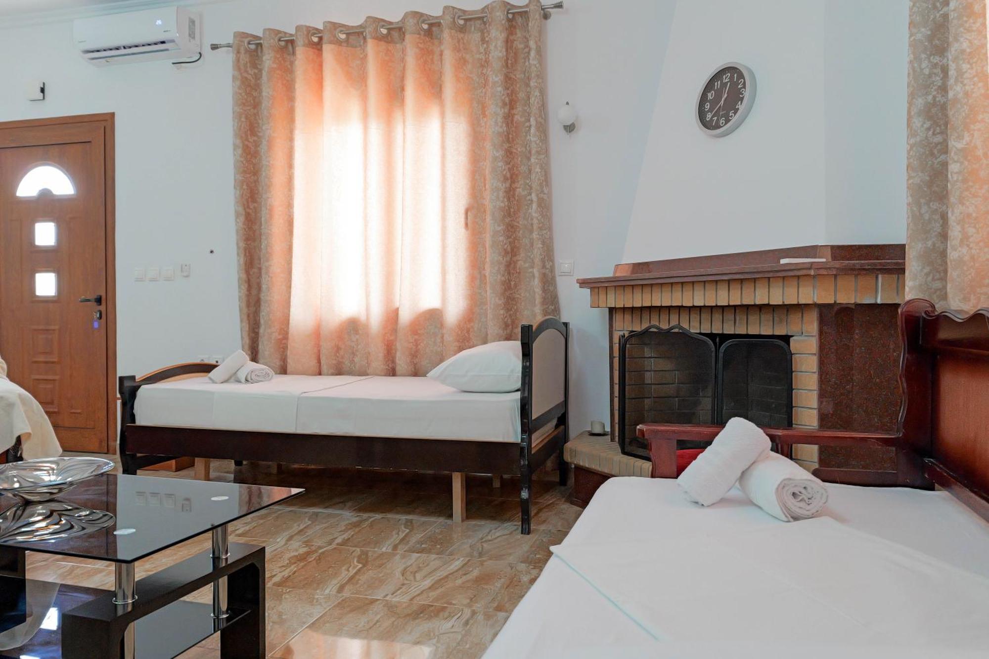 קסאמיל Guesthouse Moonlight Downtown מראה חיצוני תמונה
