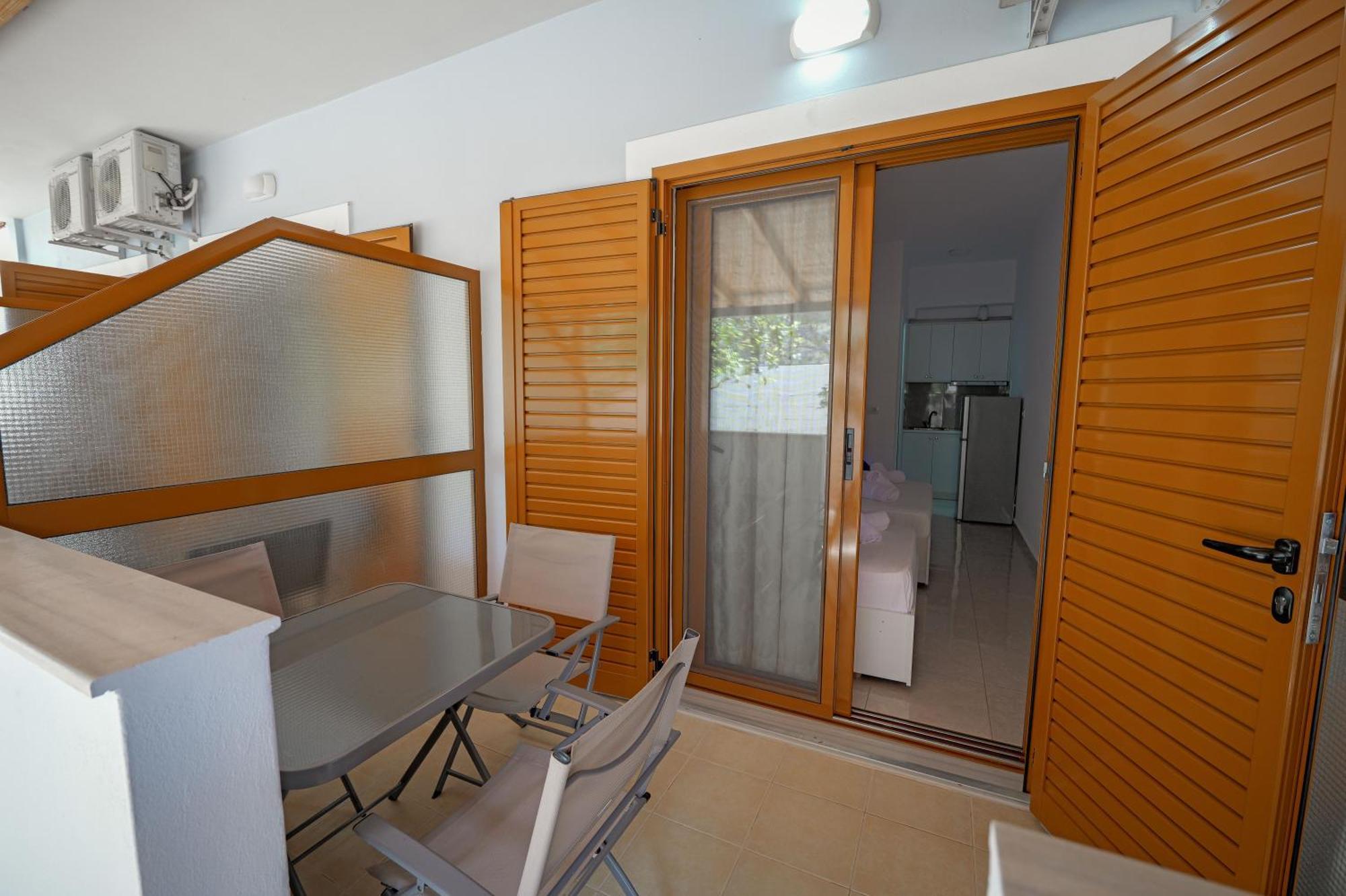 קסאמיל Guesthouse Moonlight Downtown מראה חיצוני תמונה